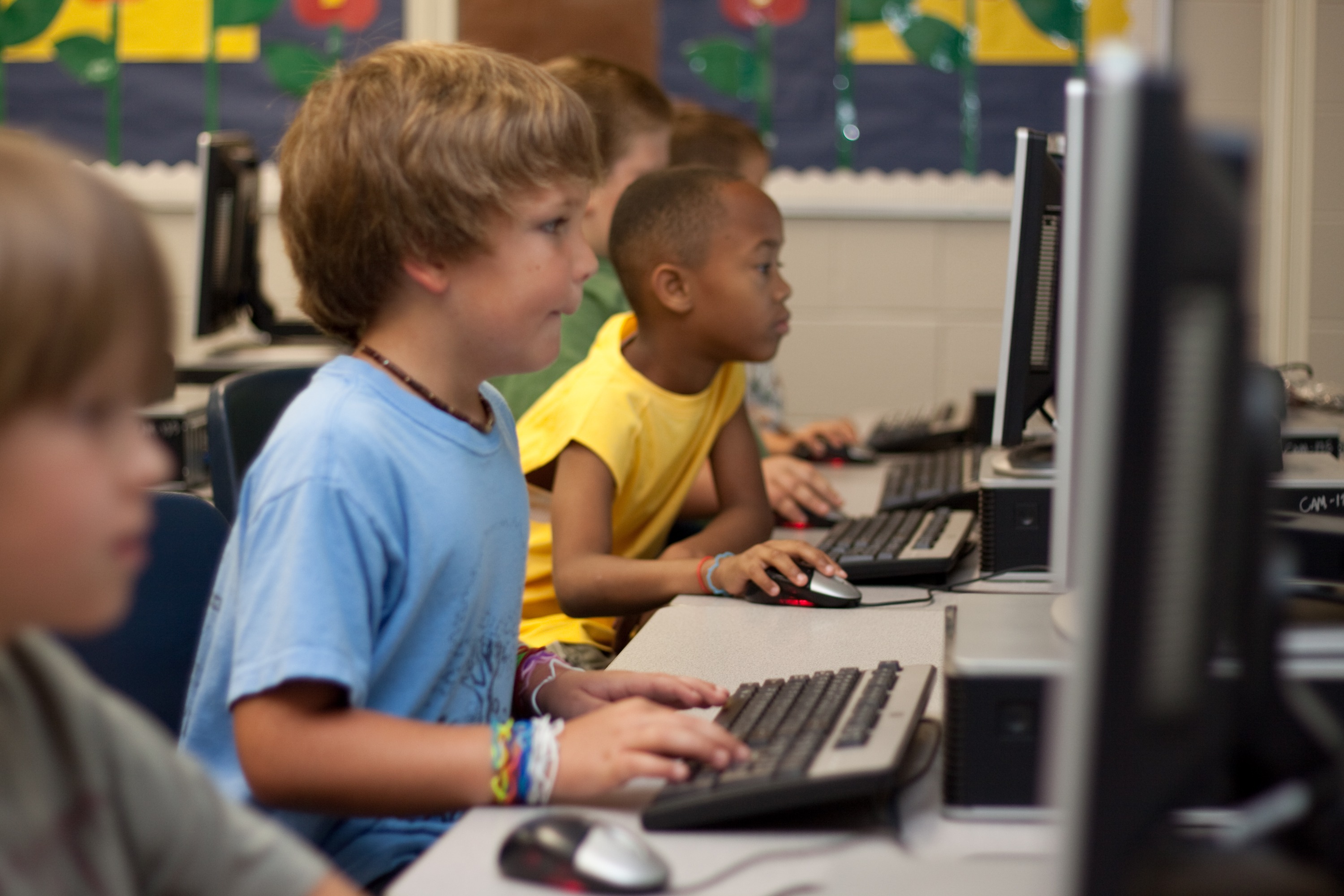 Undoing Dyslexia via Video Games